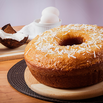 Bolo de Coco - Tam Pequeno - Vó Alzira