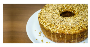 Bolo de Maçã com Granola - Tam Pequeno - Vó Alzira