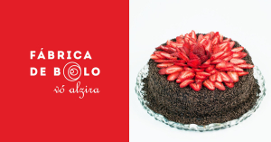 Bolo de Festa de Chocolate com Brigadeiro e Morango  - Vó Alzira